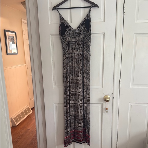 Bohemian Maxi Dress with Red Accents - Picture 2 of 11
